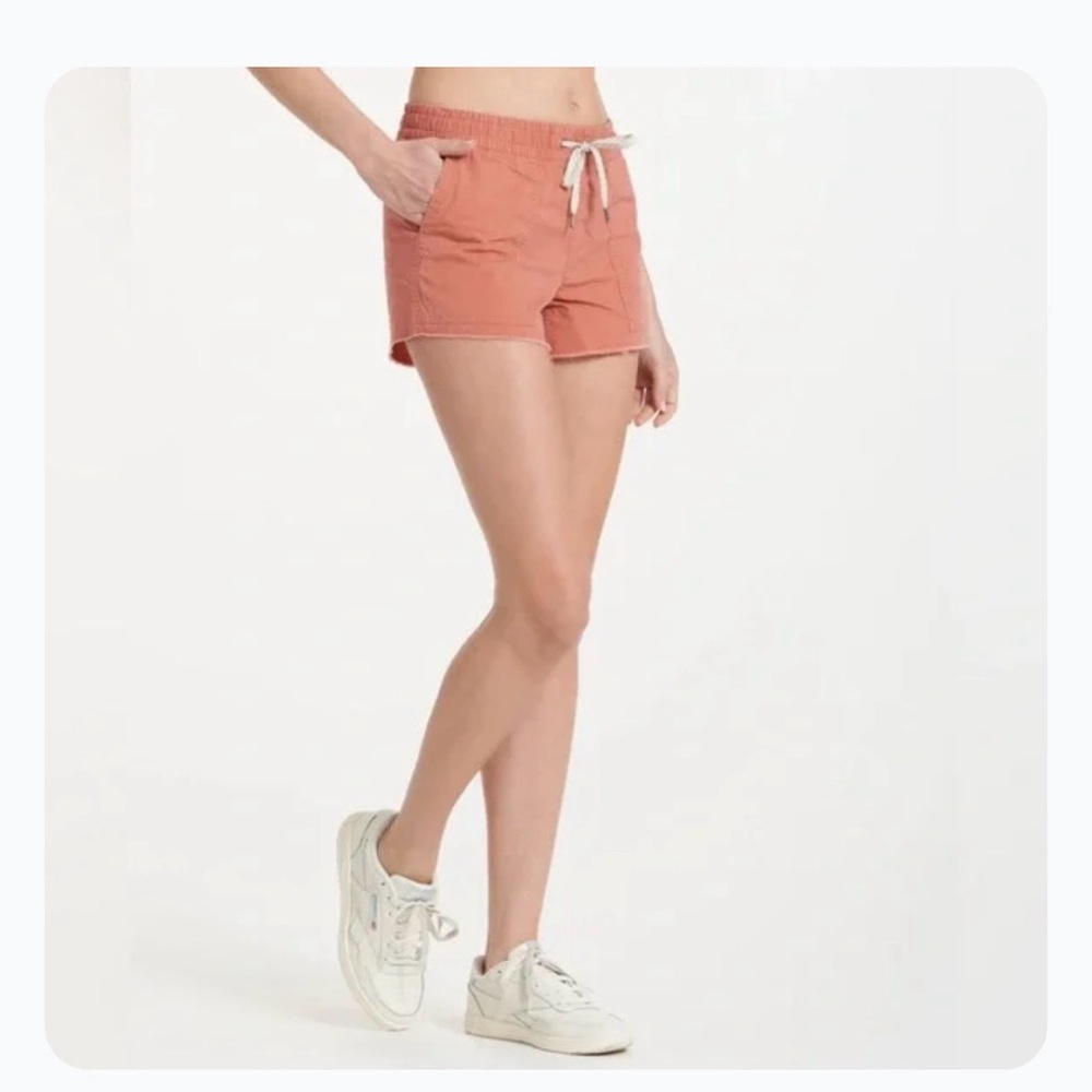 Vuori Vintage Ripstop Shorts Size Large